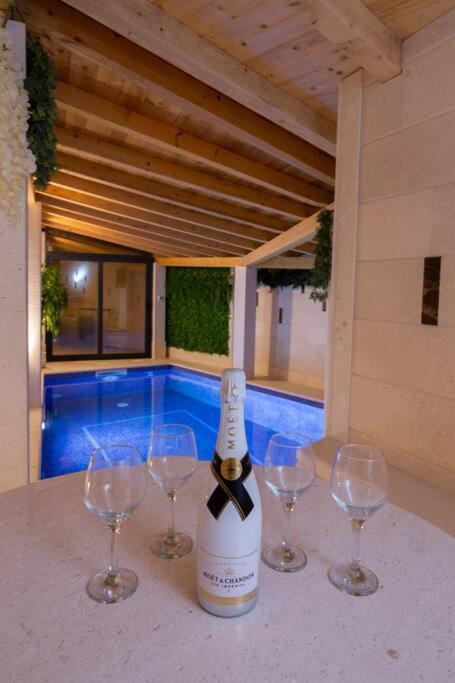 Apartment Paradise House *