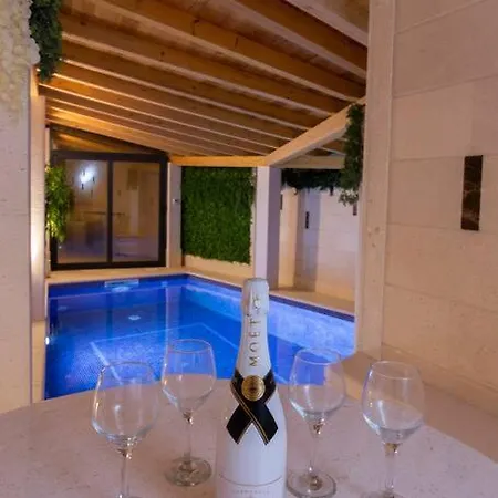 Paradise House Split Apartment Exterior photo